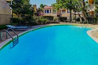 2220 Bering Drive, Houston, TX 77057