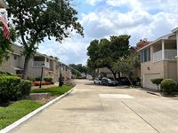 2220 Bering Drive, Houston, TX 77057