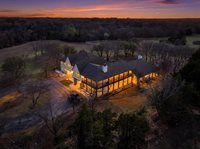 1000 West Wintergreen Road, DeSoto, TX 75115