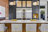 1000 West Wintergreen Road, DeSoto, TX 75115