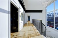 1000 West Wintergreen Road, DeSoto, TX 75115