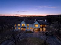 1000 West Wintergreen Road, DeSoto, TX 75115