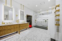 1000 West Wintergreen Road, DeSoto, TX 75115