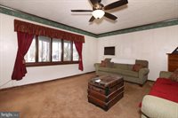 68 Eisenhauer Road, Myerstown, PA 17067