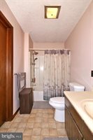 68 Eisenhauer Road, Myerstown, PA 17067