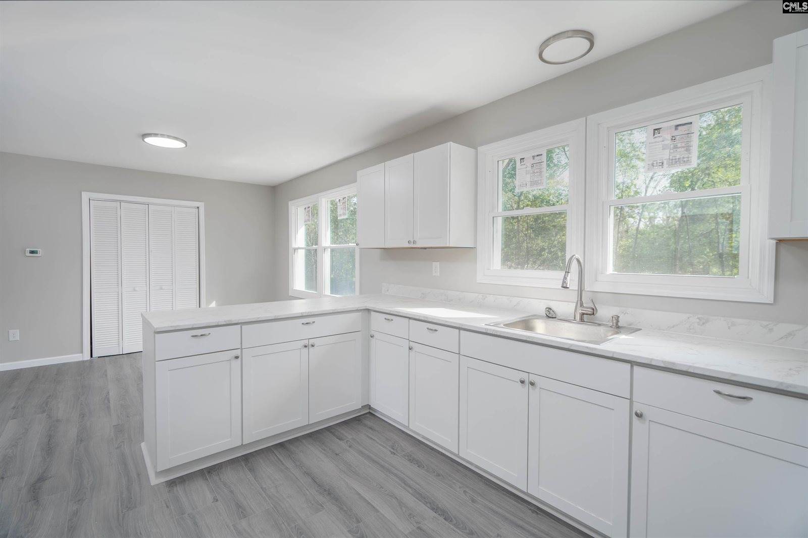 719 Camelia, North, SC 29112