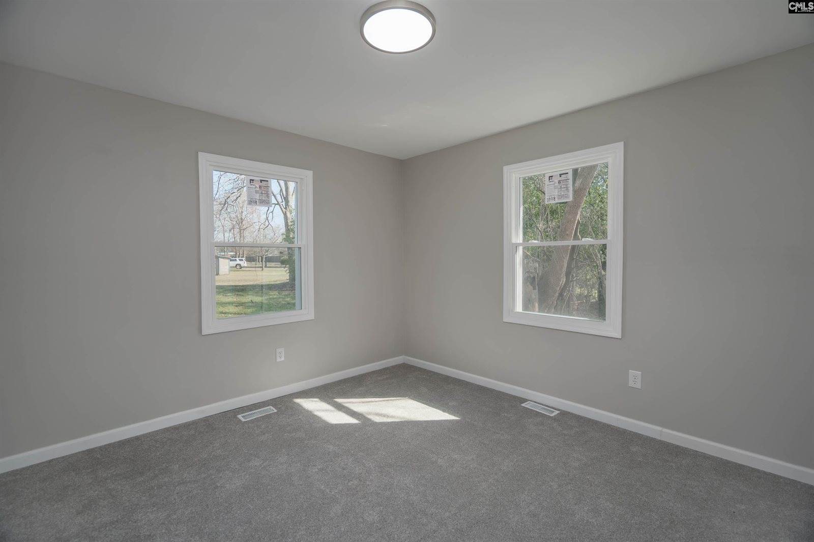 719 Camelia, North, SC 29112