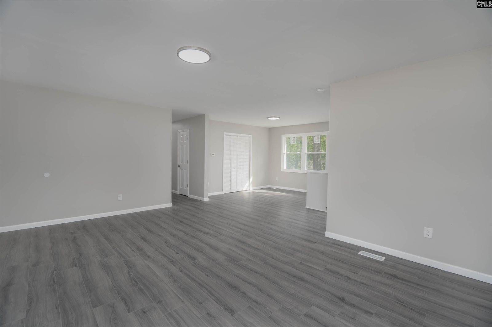 719 Camelia, North, SC 29112