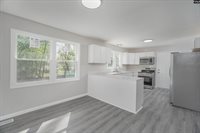 719 Camelia, North, SC 29112