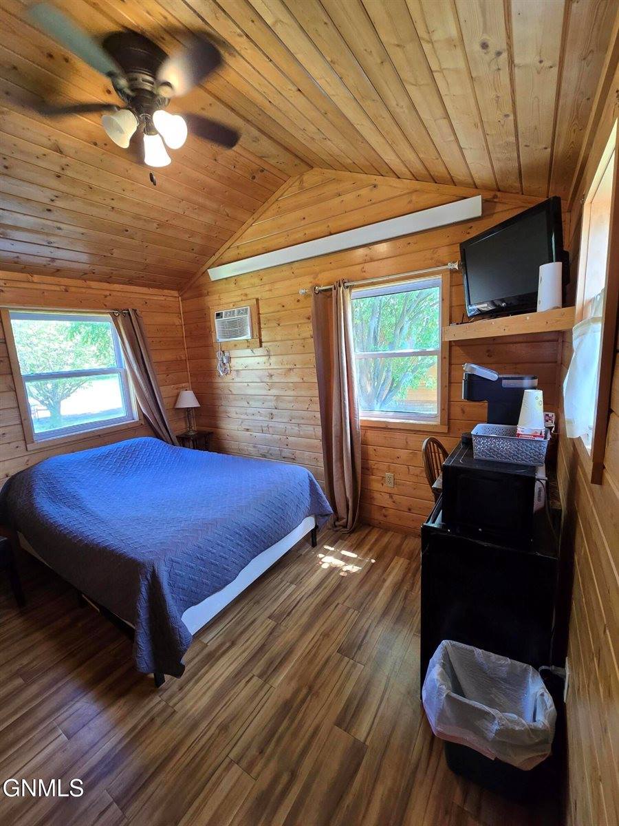 803 Broadway Street, Napoleon, ND 58561