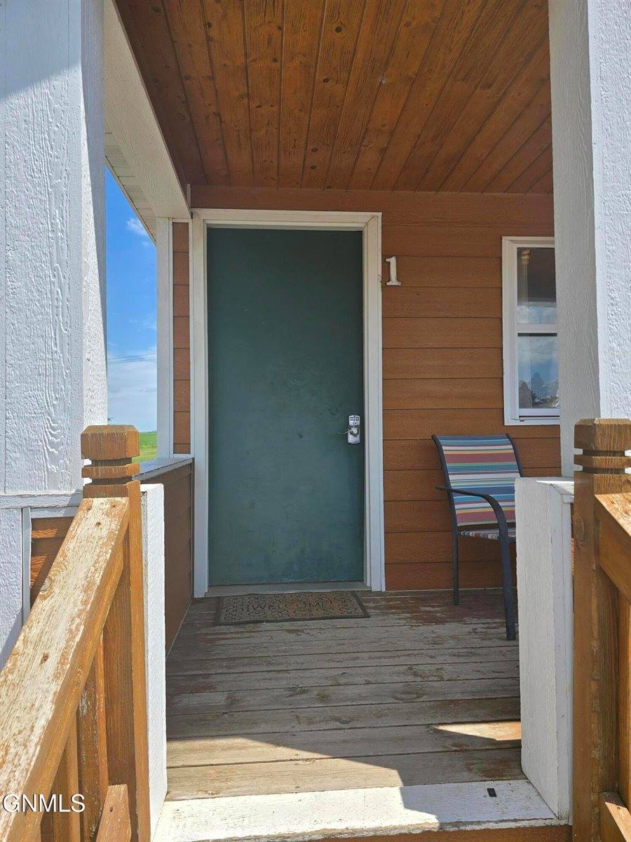 803 Broadway Street, Napoleon, ND 58561