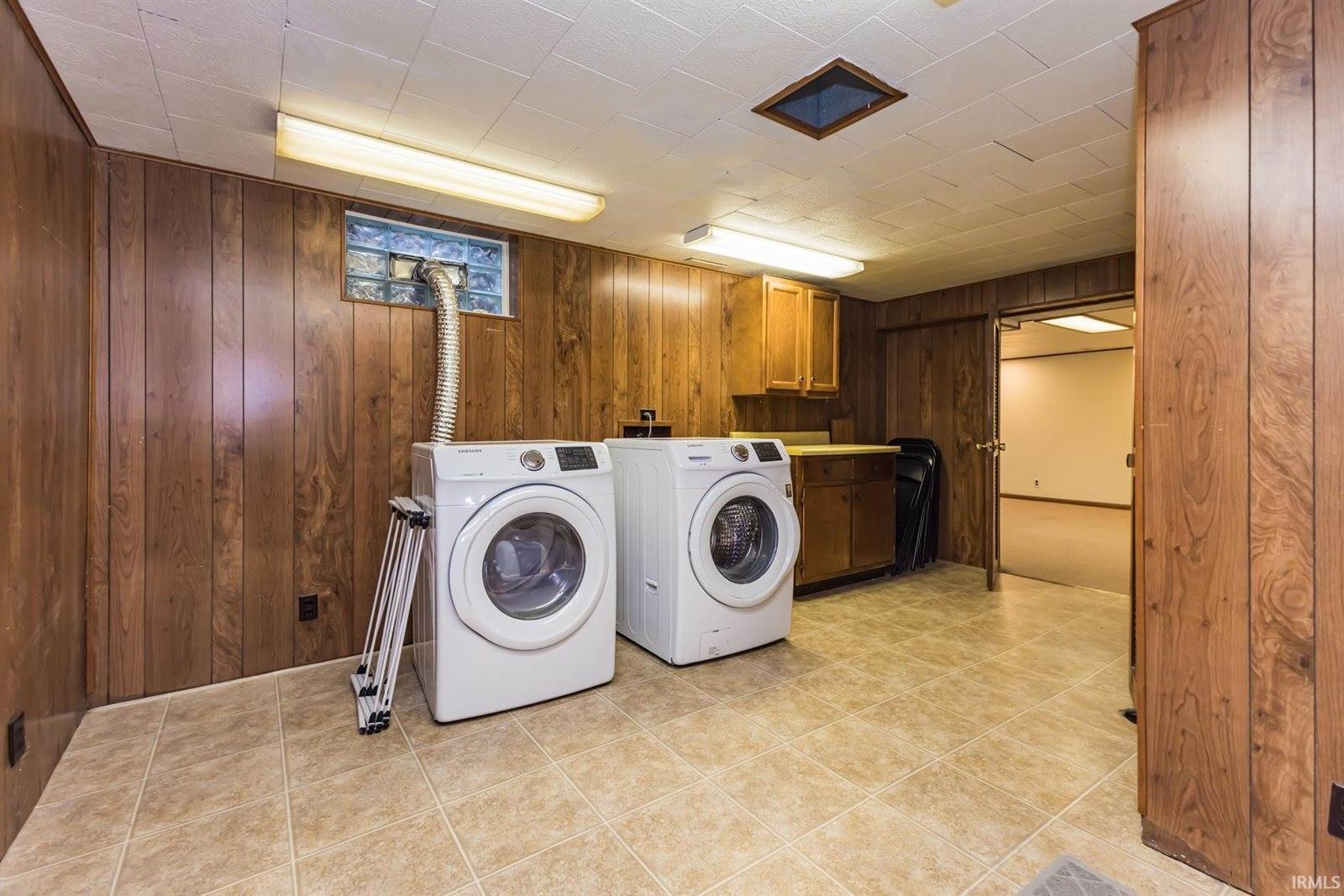 1005 N Bittersweet Lane, Muncie, IN 47304