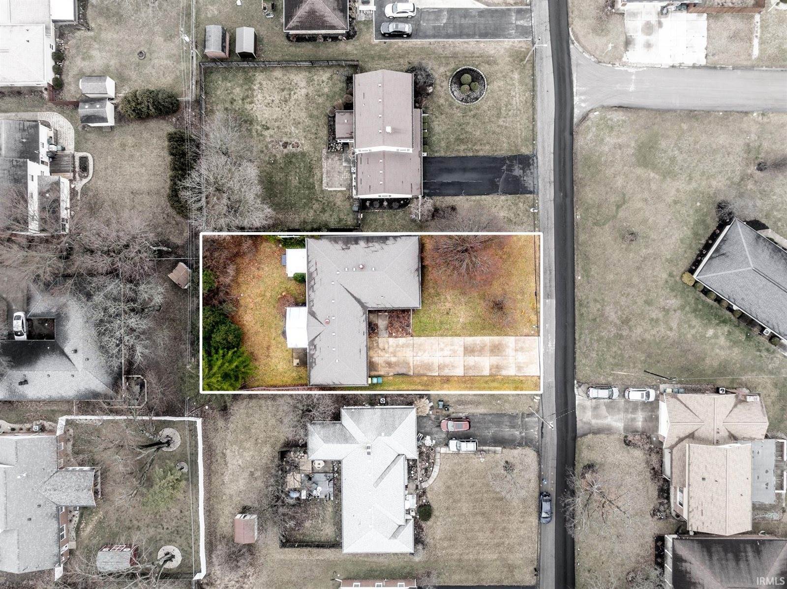 1005 N Bittersweet Lane, Muncie, IN 47304