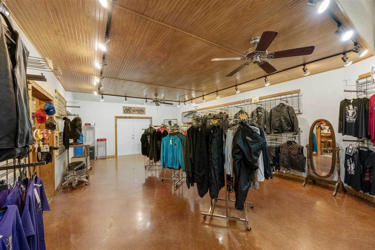 181 Forest Ave, Medicine Park, OK 73557