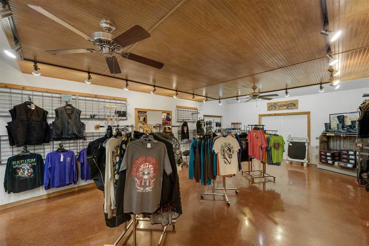 181 Forest Ave, Medicine Park, OK 73557