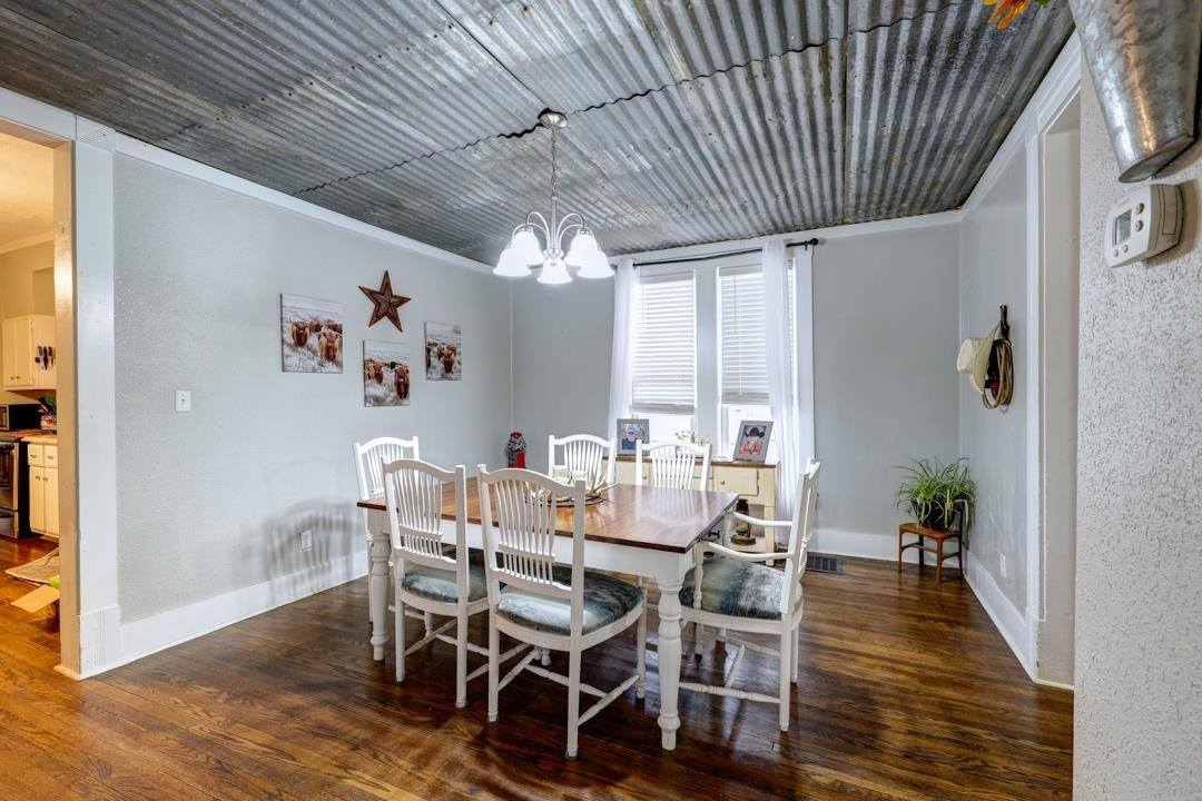 414 North A St, Arkansas City, KS 67005