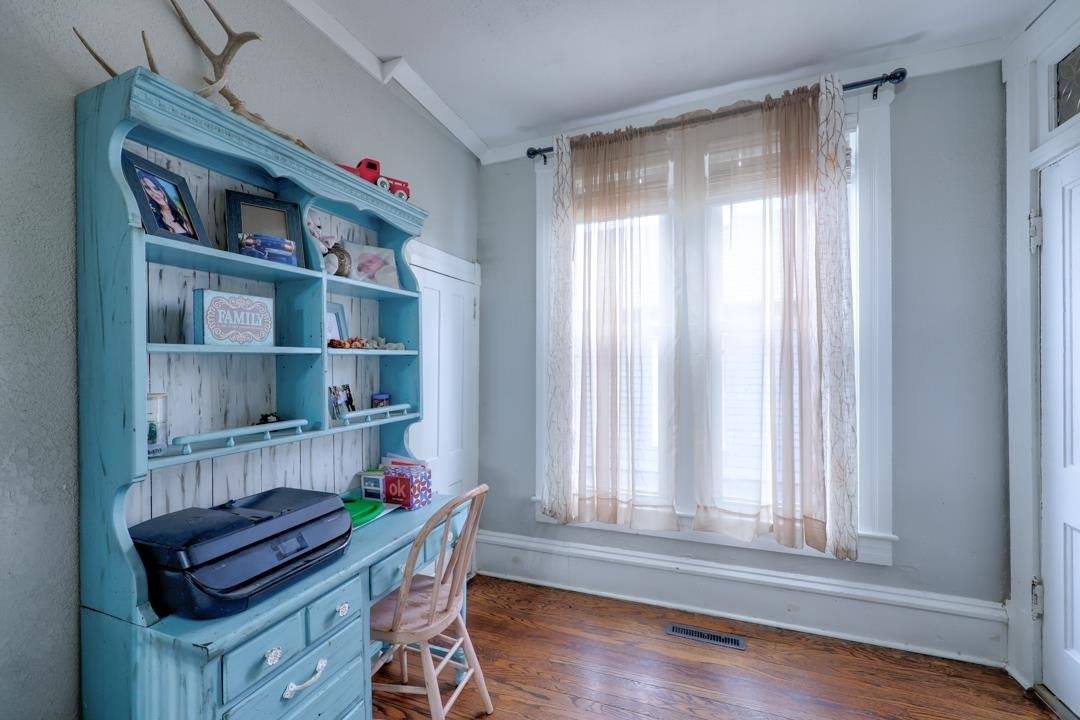 414 North A St, Arkansas City, KS 67005