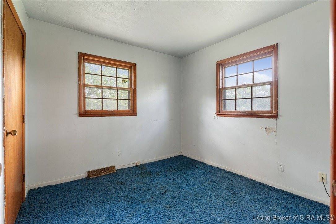 6024 May Street, Floyds Knobs, IN 47119