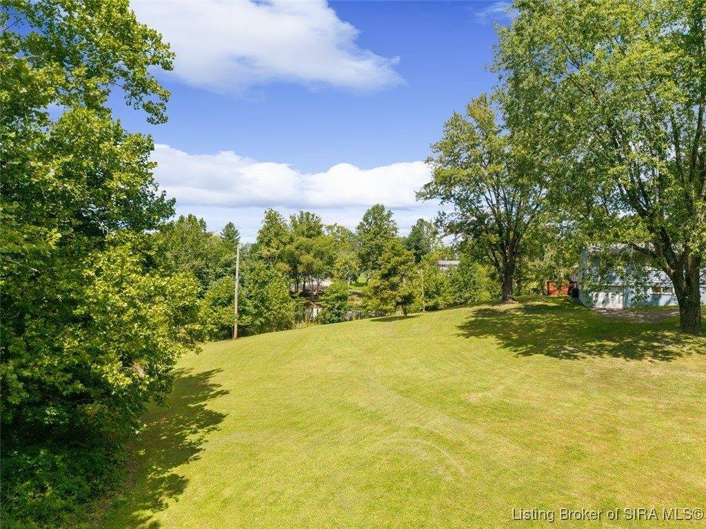 6024 May Street, Floyds Knobs, IN 47119