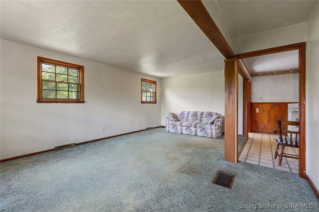 6024 May Street, Floyds Knobs, IN 47119
