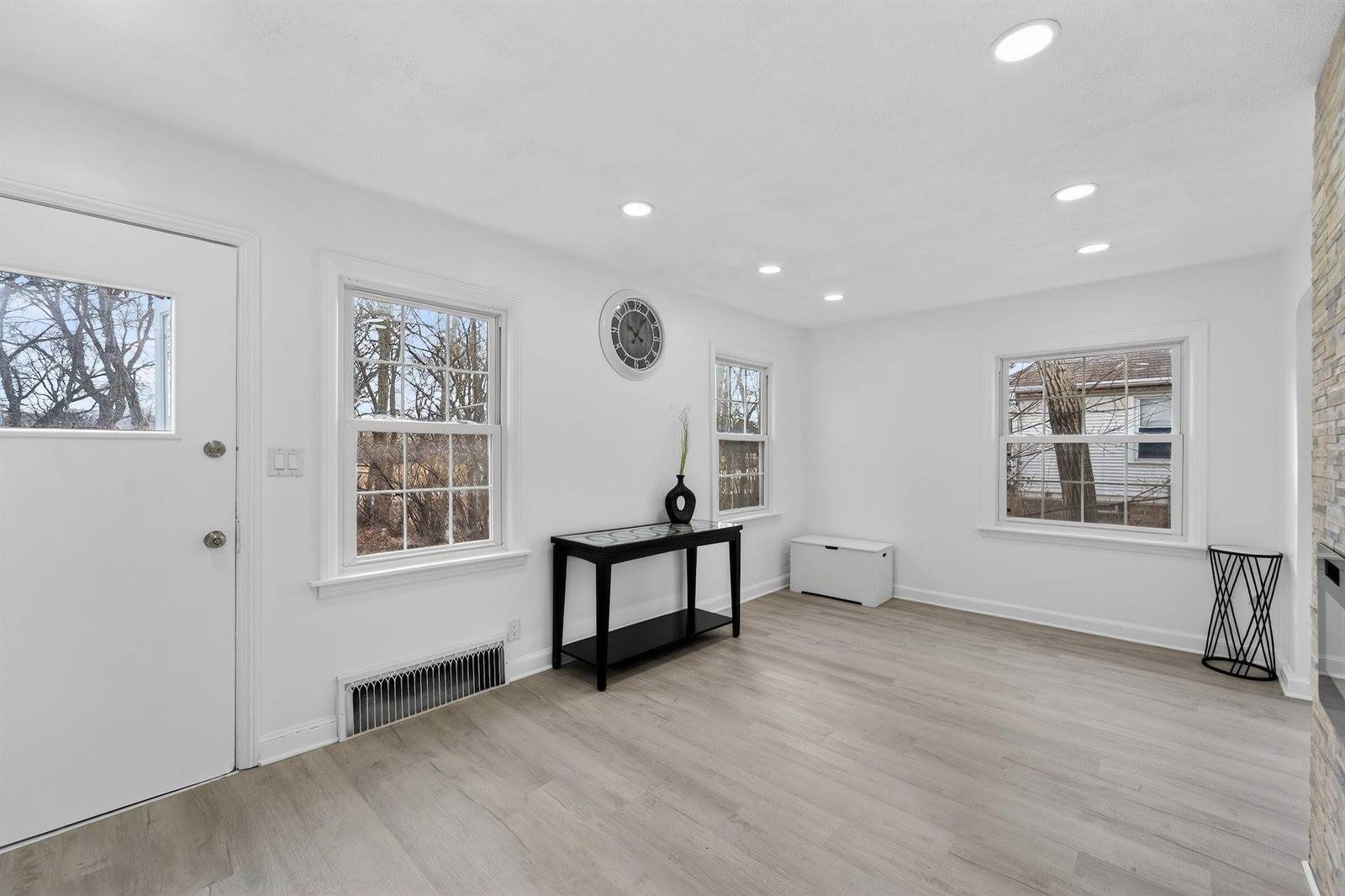 8630 West Lancaster Ave, Milwaukee, WI 53225