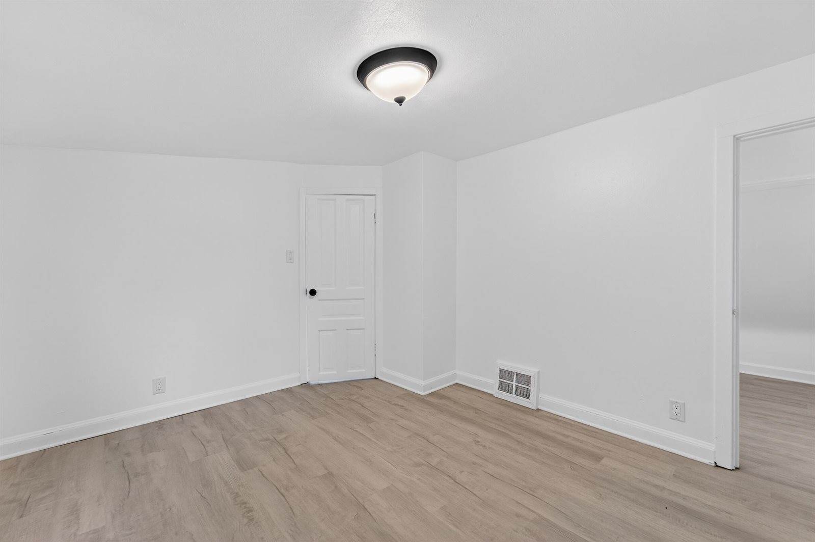 8630 West Lancaster Ave, Milwaukee, WI 53225