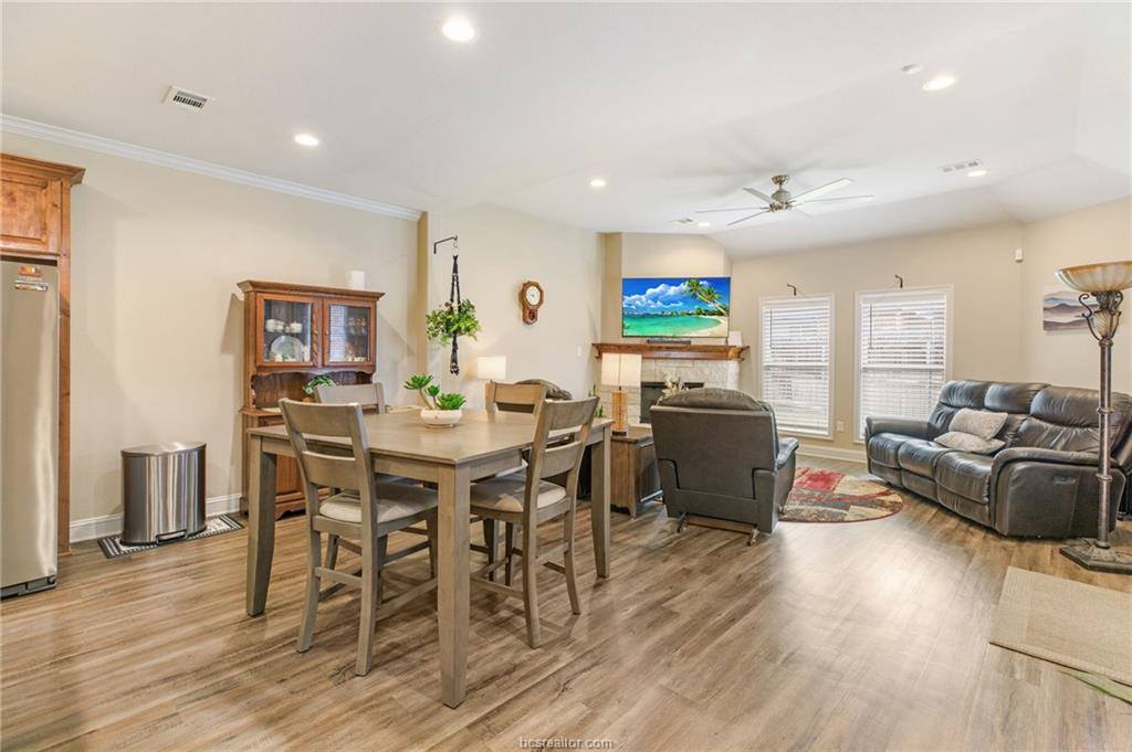 2011 Reagan Court, Bryan, TX 77802