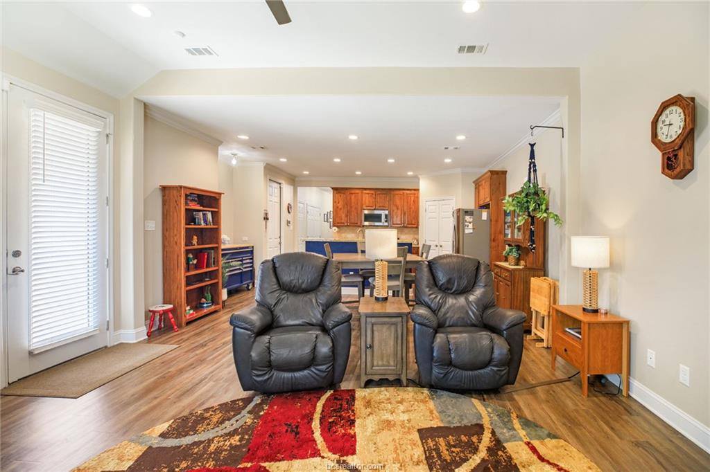 2011 Reagan Court, Bryan, TX 77802