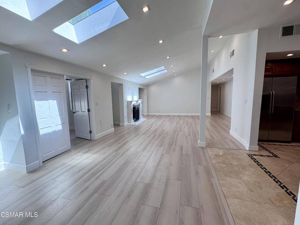 20445 Miranda Street, Woodland Hills, CA 91367