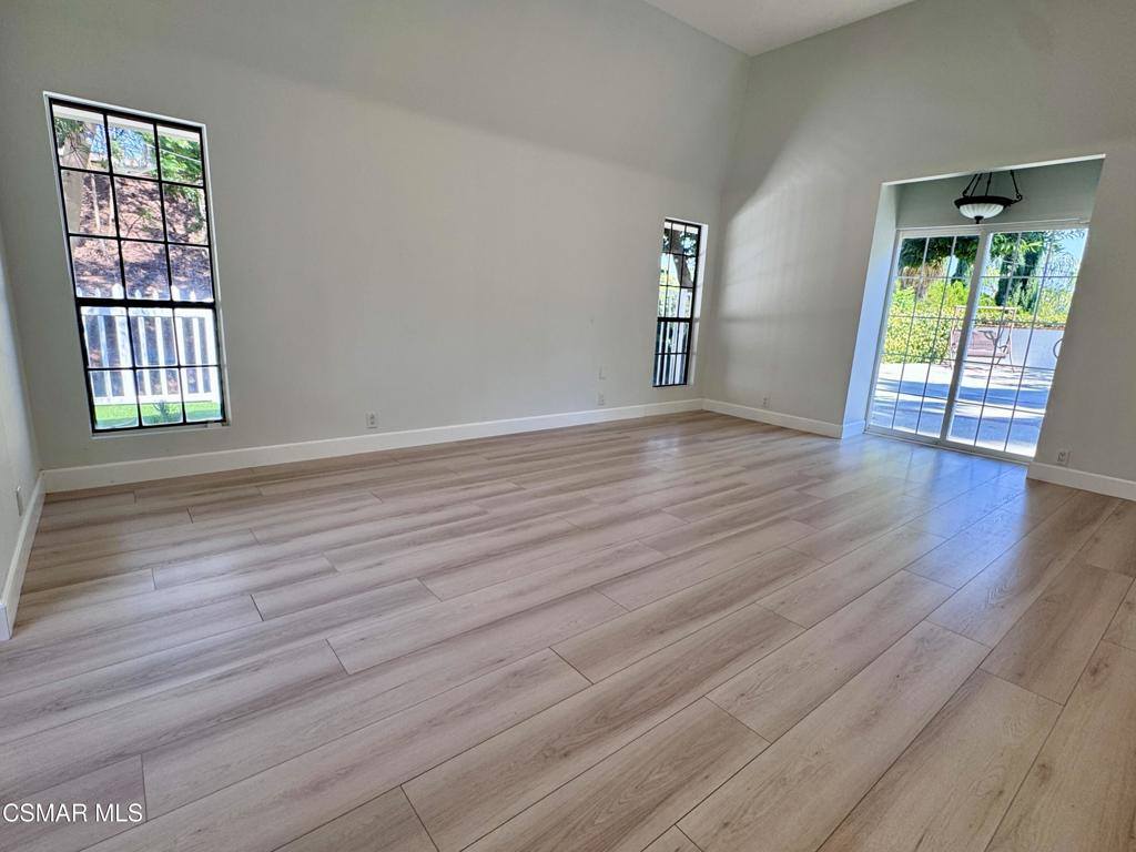 20445 Miranda Street, Woodland Hills, CA 91367