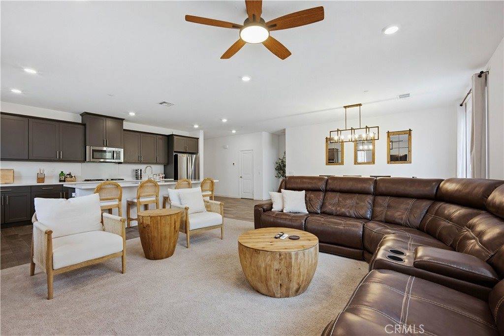 16746 Mistletoe, Fontana, CA 92336