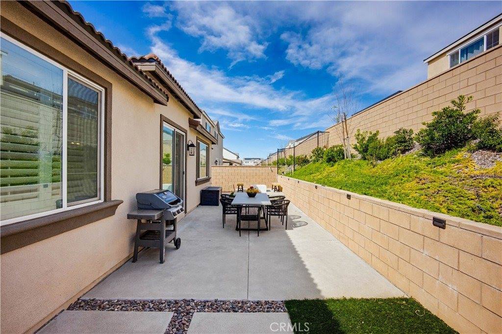 16746 Mistletoe, Fontana, CA 92336