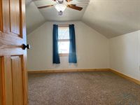 201 S 2nd Avenue, Anthon, IA 51004