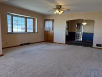 201 S 2nd Avenue, Anthon, IA 51004