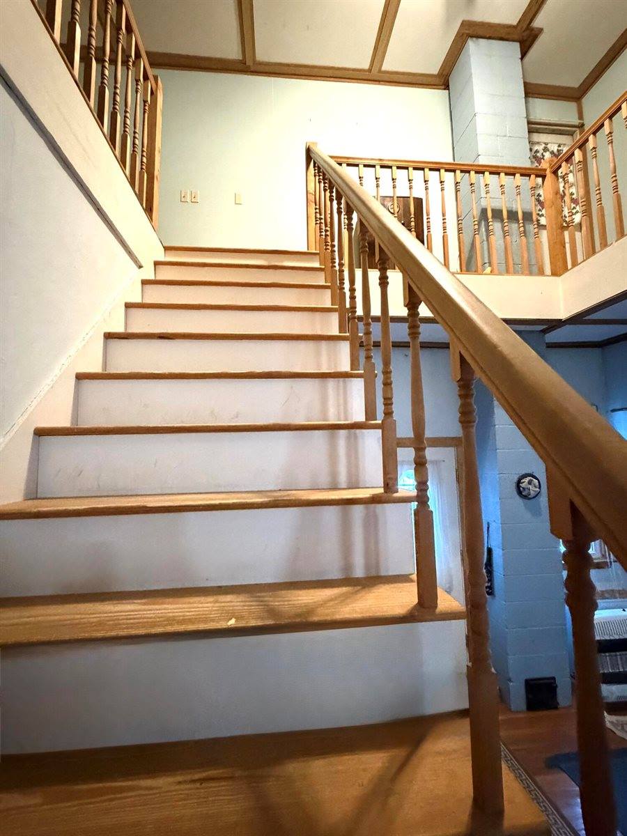 9 Grant Drive, Dover-Foxcroft, ME 04426