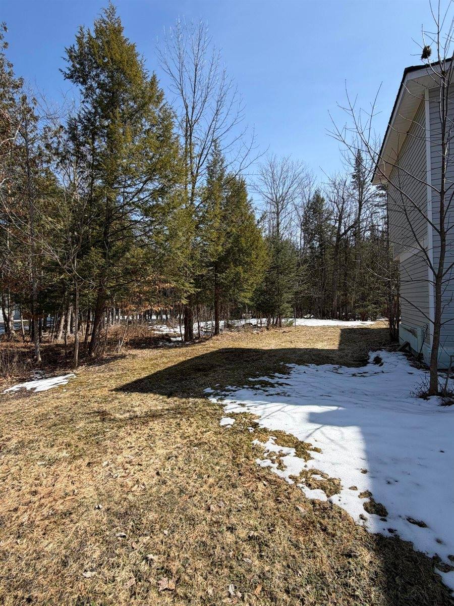 9 Grant Drive, Dover-Foxcroft, ME 04426