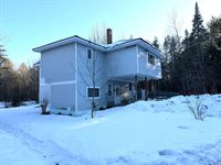 9 Grant Drive, Dover-Foxcroft, ME 04426