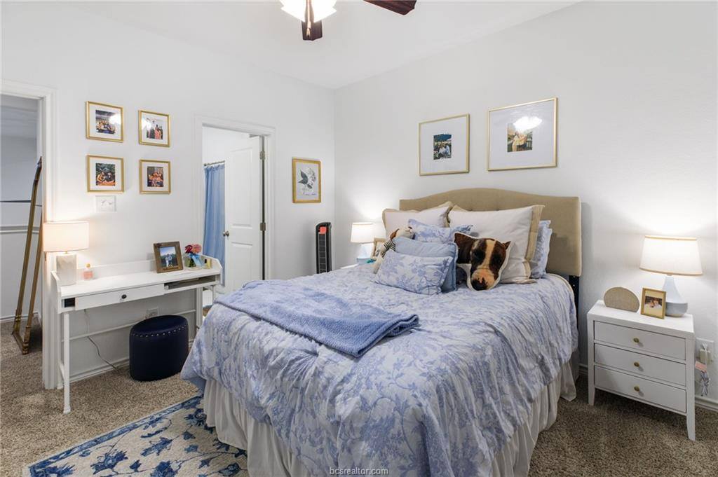 561 Momma Bear Drive, College Station, TX 77845