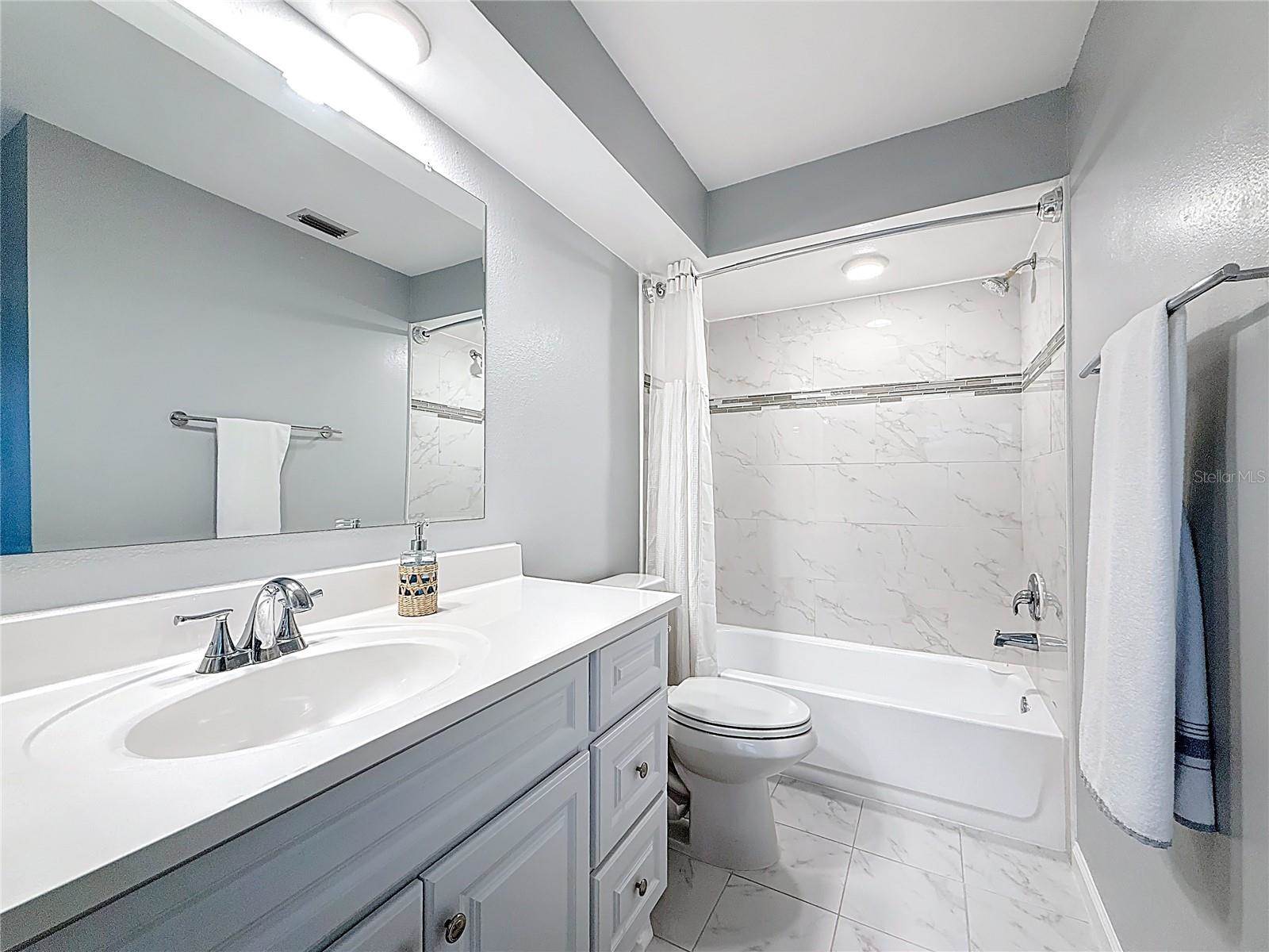 2400 Granada Circle West, Saint Petersburg, FL 33712