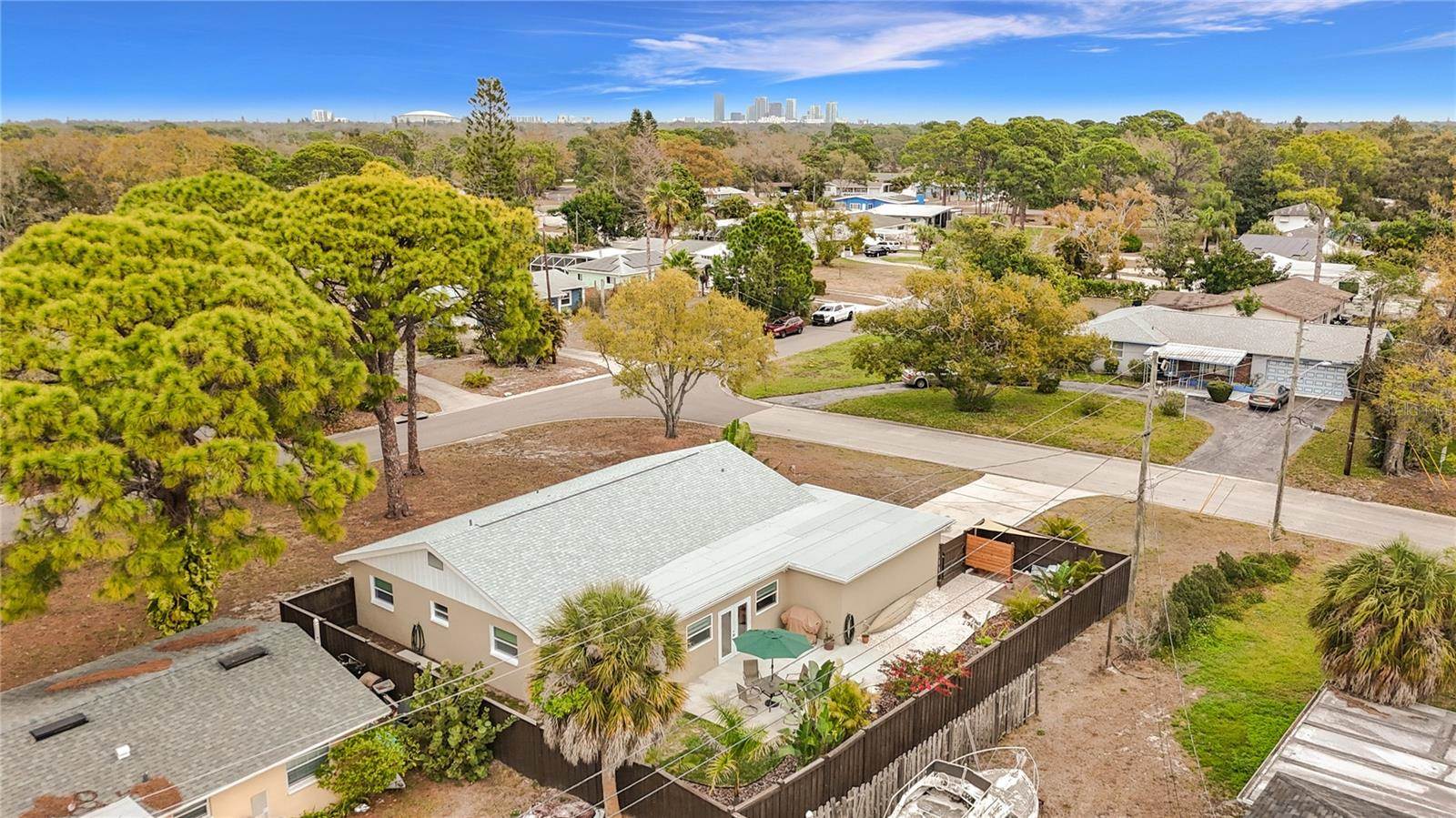 2400 Granada Circle West, Saint Petersburg, FL 33712