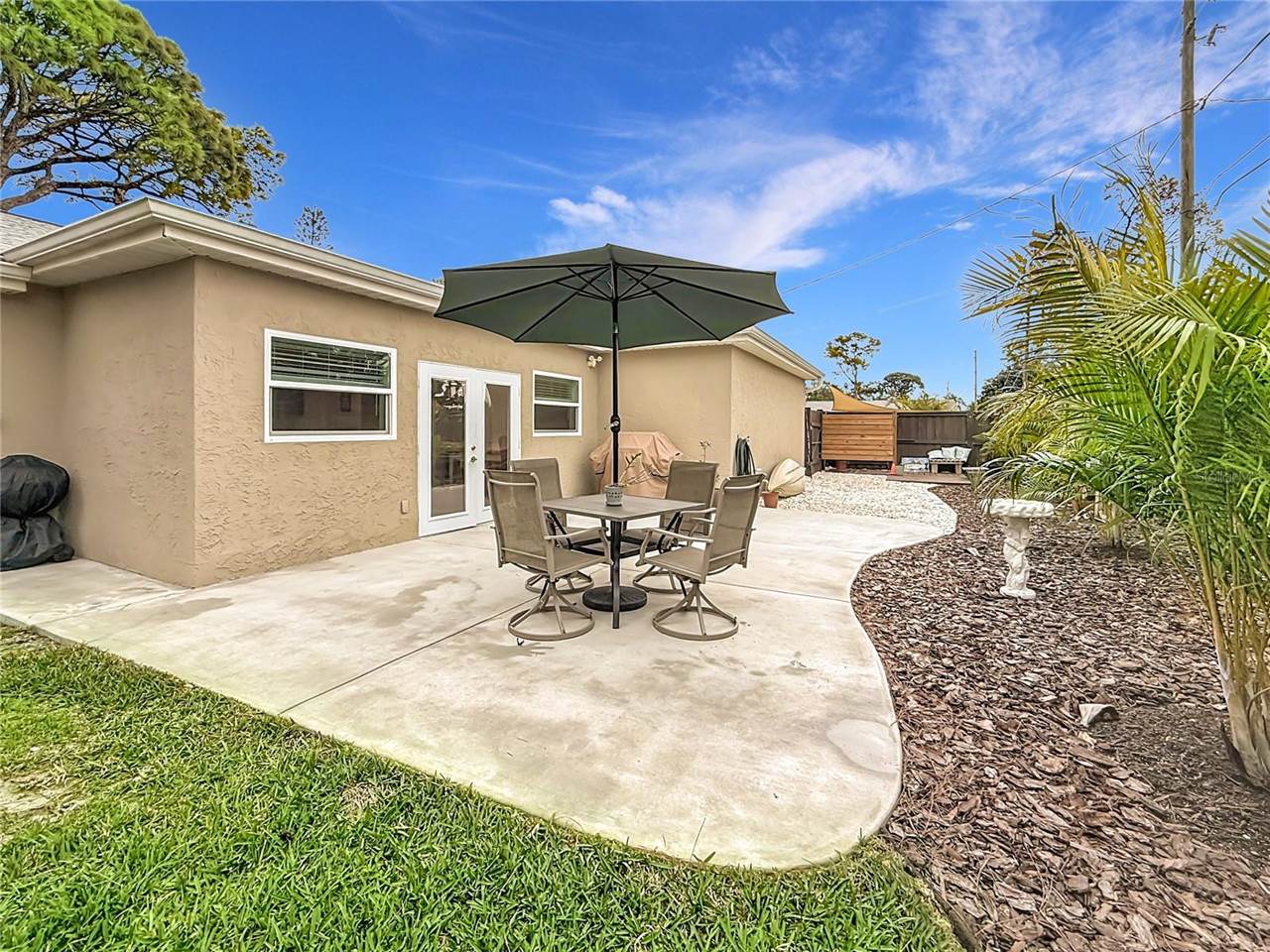 2400 Granada Circle West, Saint Petersburg, FL 33712