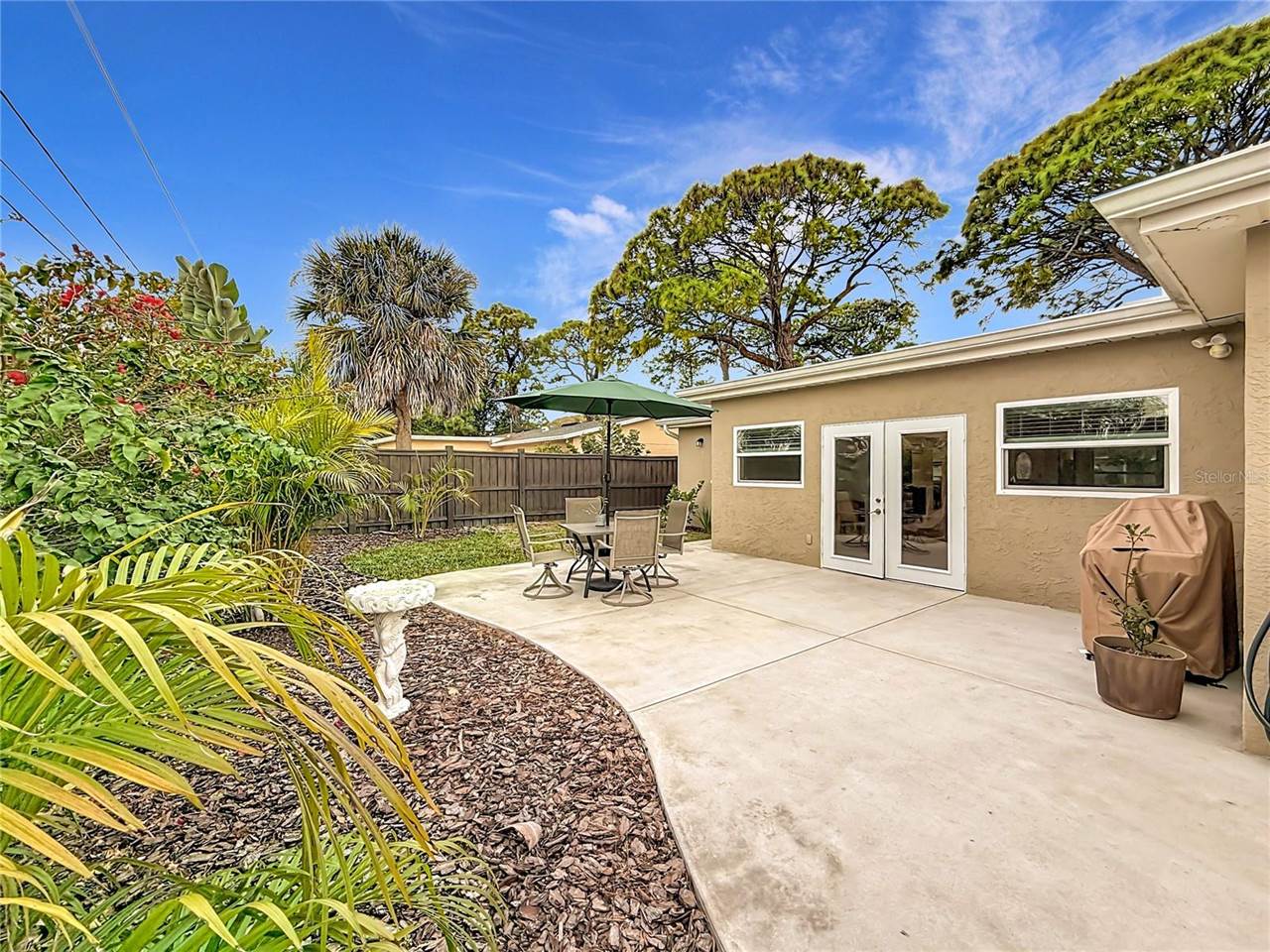 2400 Granada Circle West, Saint Petersburg, FL 33712