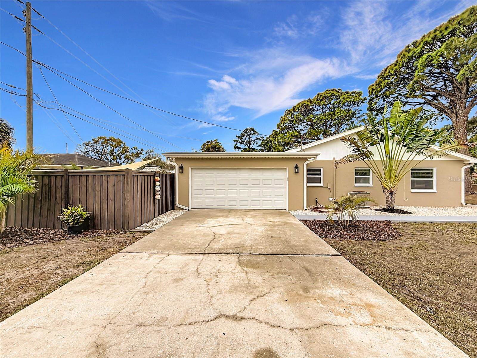 2400 Granada Circle West, Saint Petersburg, FL 33712