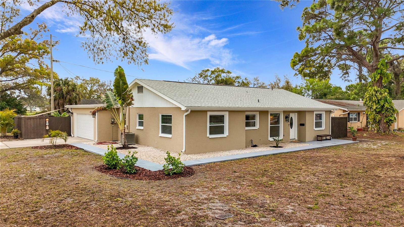 2400 Granada Circle West, Saint Petersburg, FL 33712