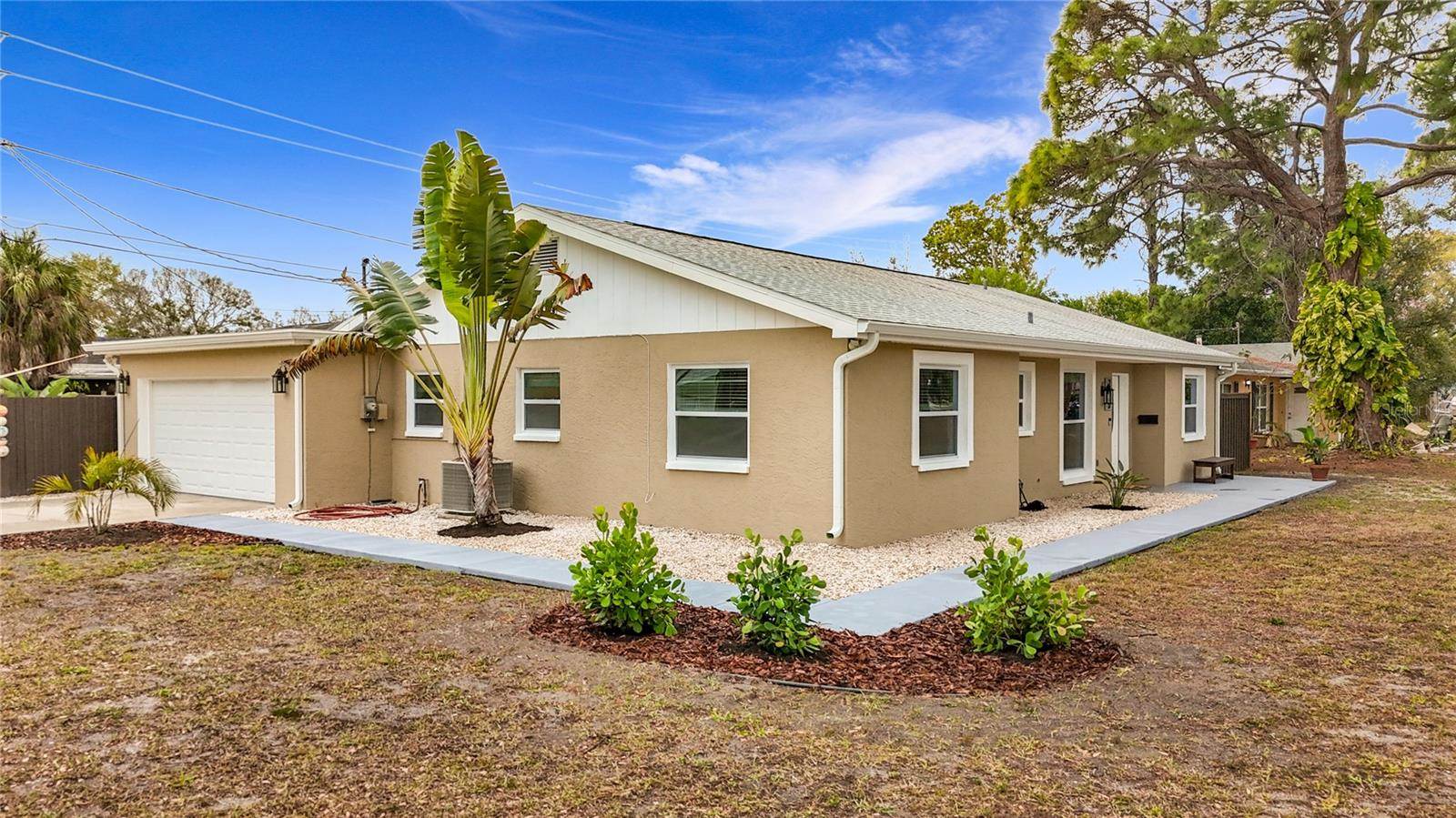 2400 Granada Circle West, Saint Petersburg, FL 33712