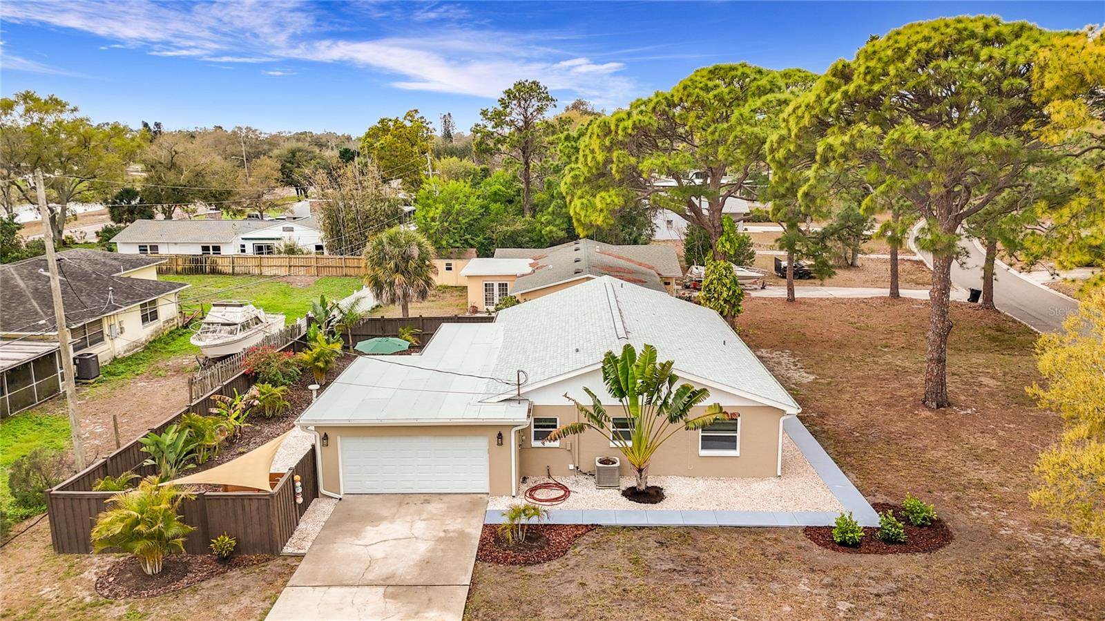 2400 Granada Circle West, Saint Petersburg, FL 33712