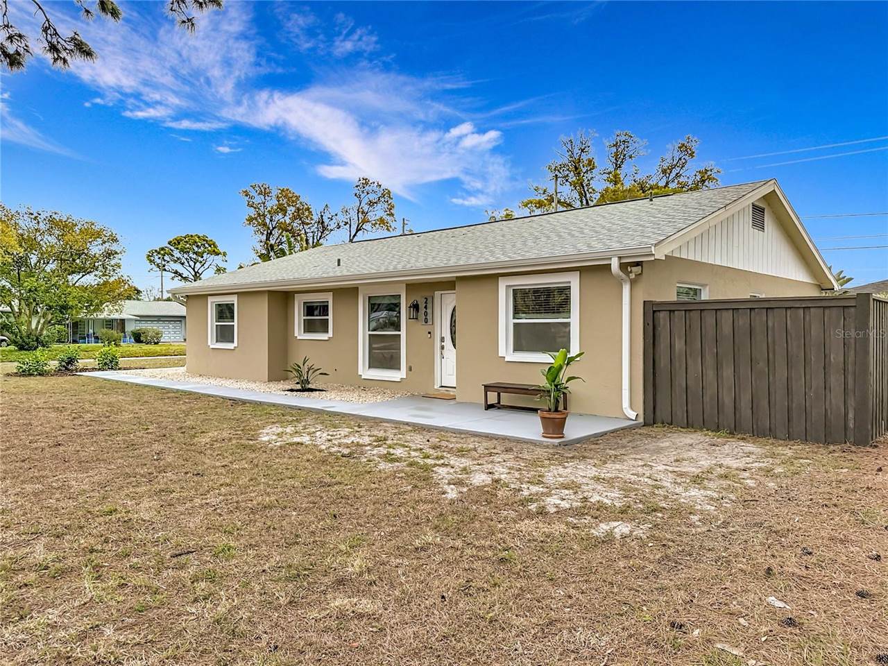 2400 Granada Circle West, Saint Petersburg, FL 33712
