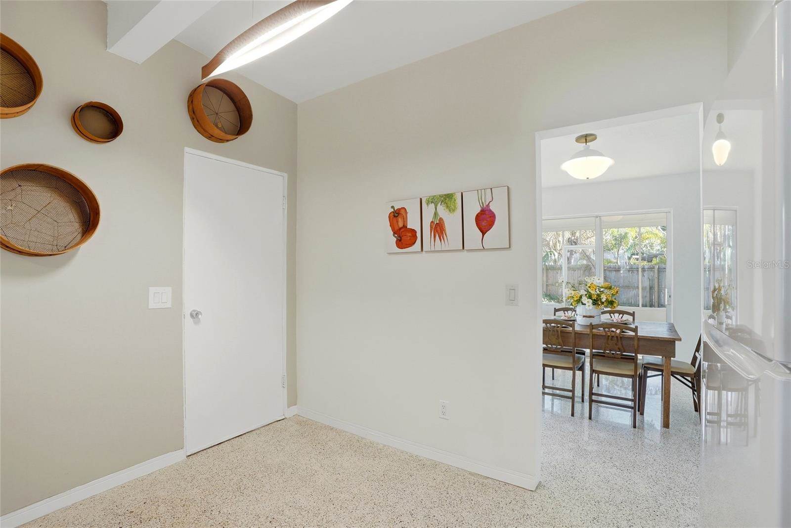 1190 79TH Avenue North, Saint Petersburg, FL 33702