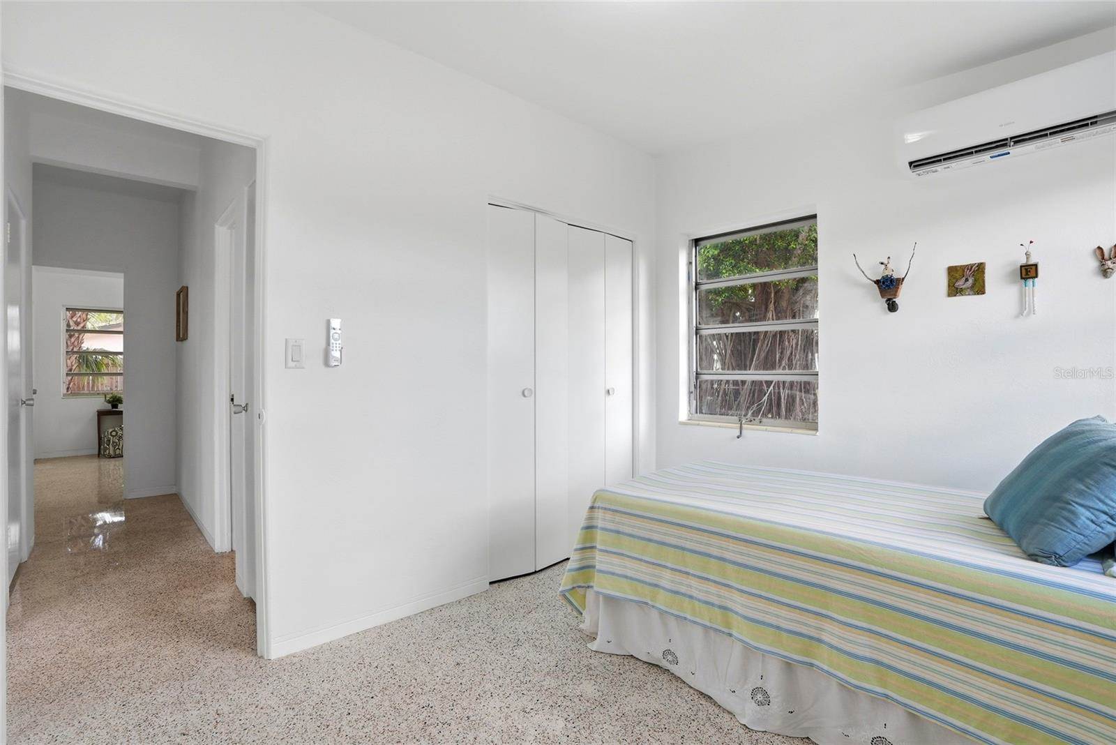 1190 79TH Avenue North, Saint Petersburg, FL 33702