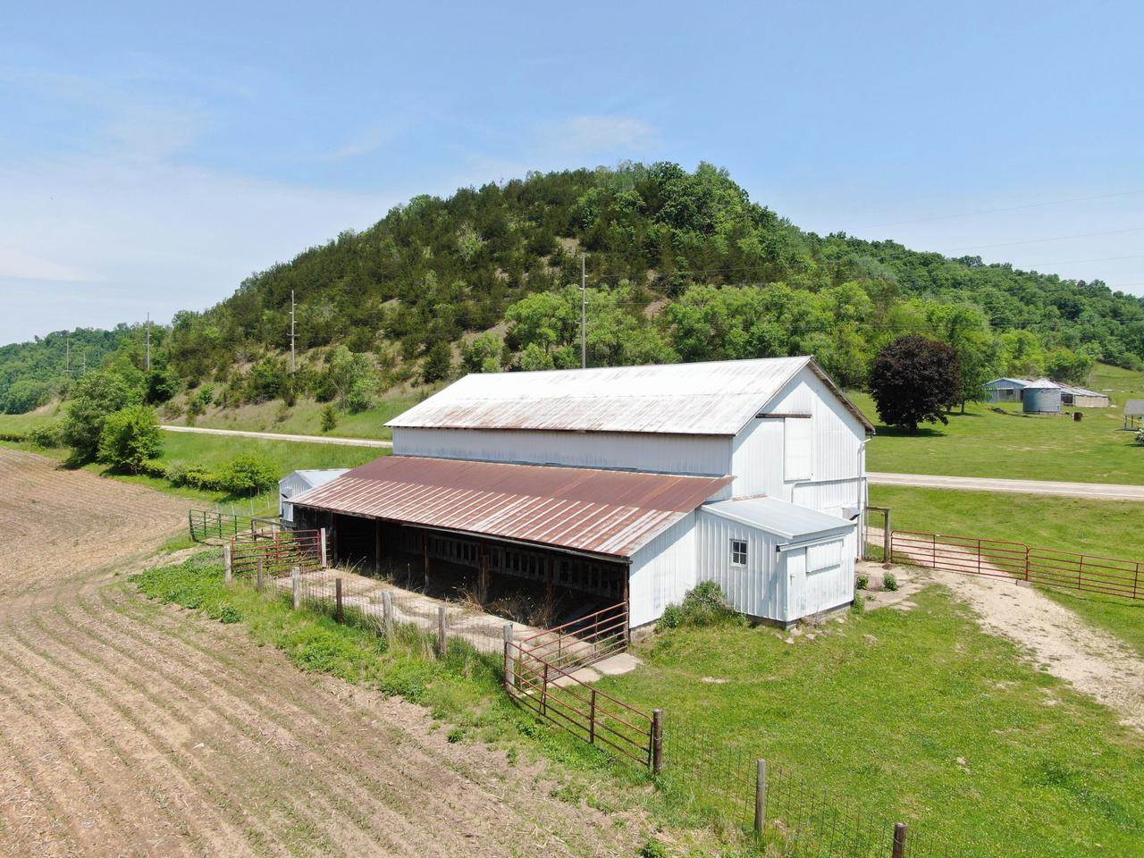 319 Acres County Road S, Boscobel, WI 53805
